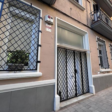 Pamis Apartament Sants, Barcelona Exteriör bild